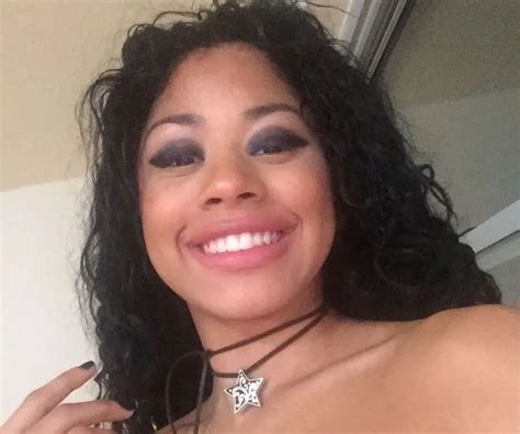 tana hennessy leaked|Hennessy Carolina Nude Leaked Photos and Videos